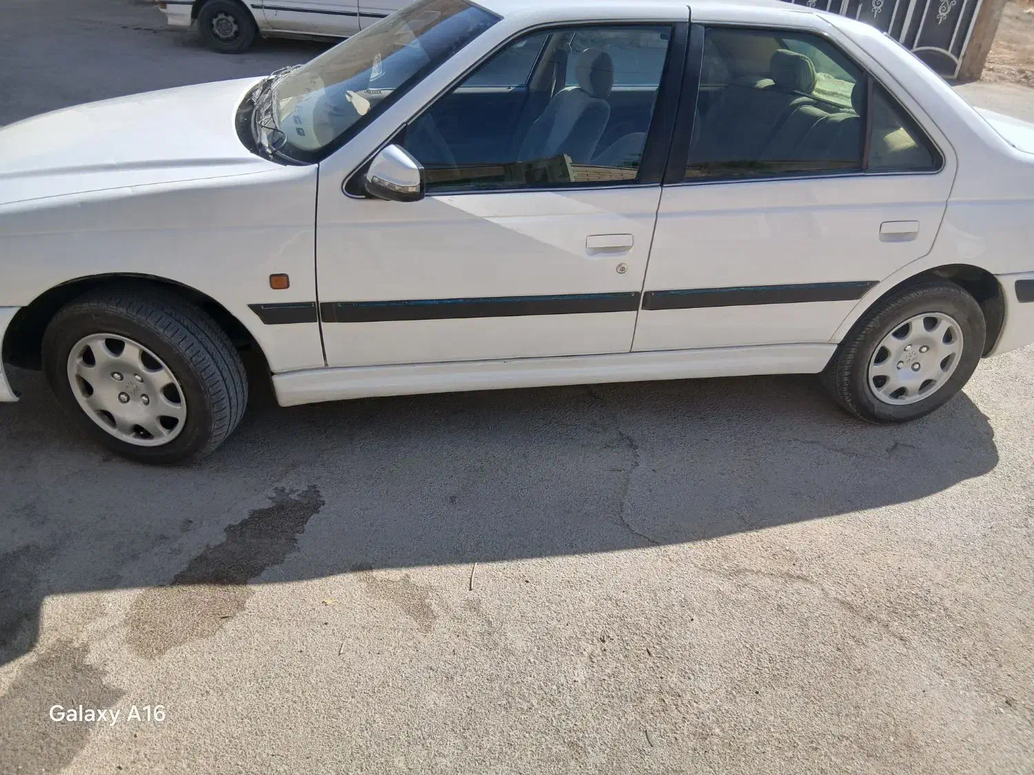 پژو پارس سال - 1390