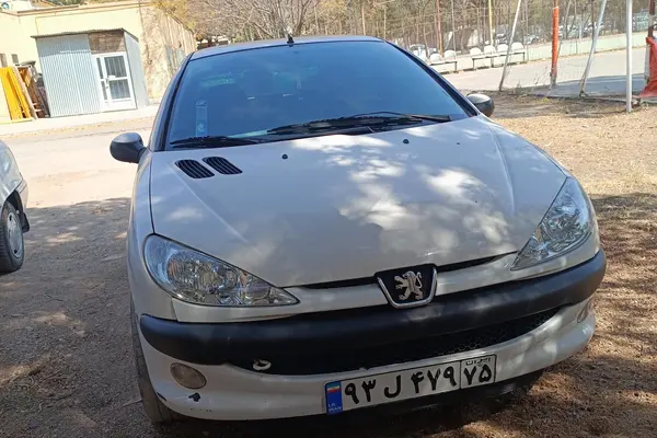 پژو ۲۰۶ صندوق دار v8 - 1387