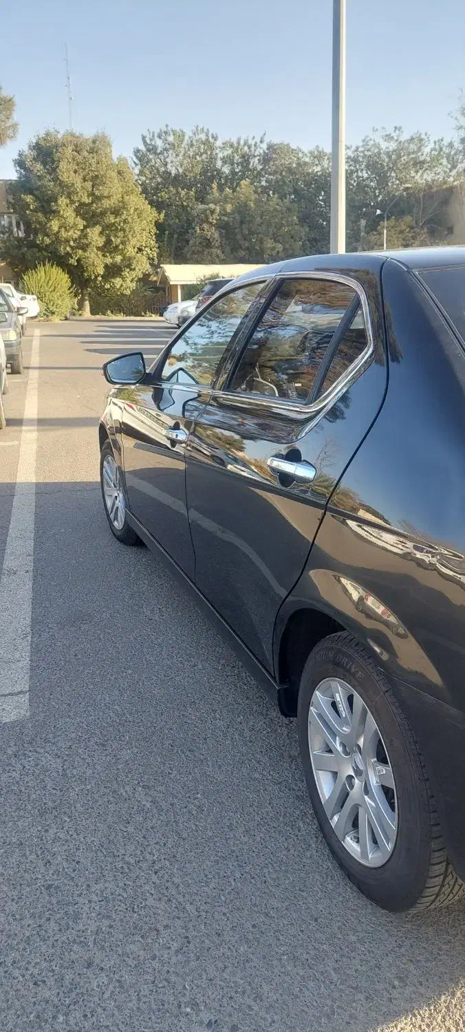 دنا پلاس ۶ دنده EF7p - 1403