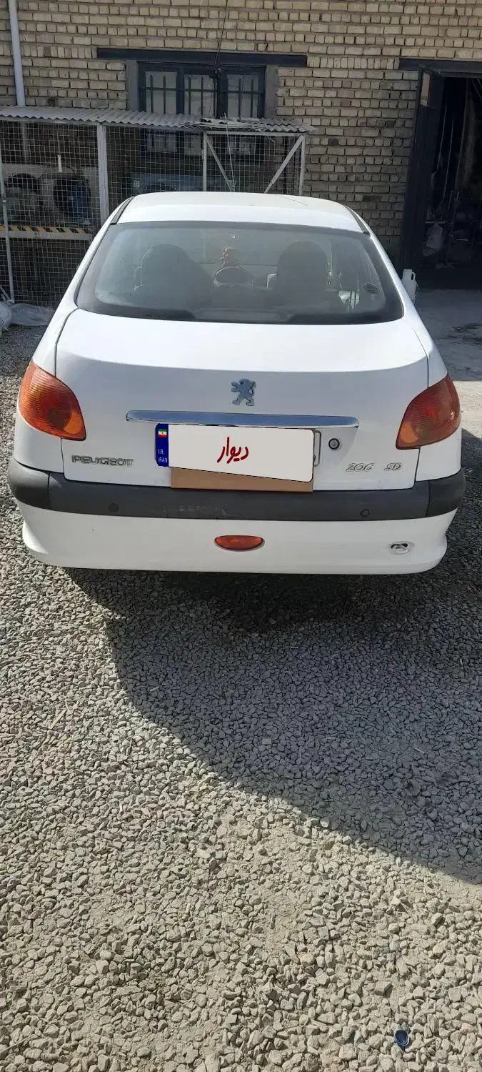 پژو ۲۰۶ صندوق دار v8 - 1393