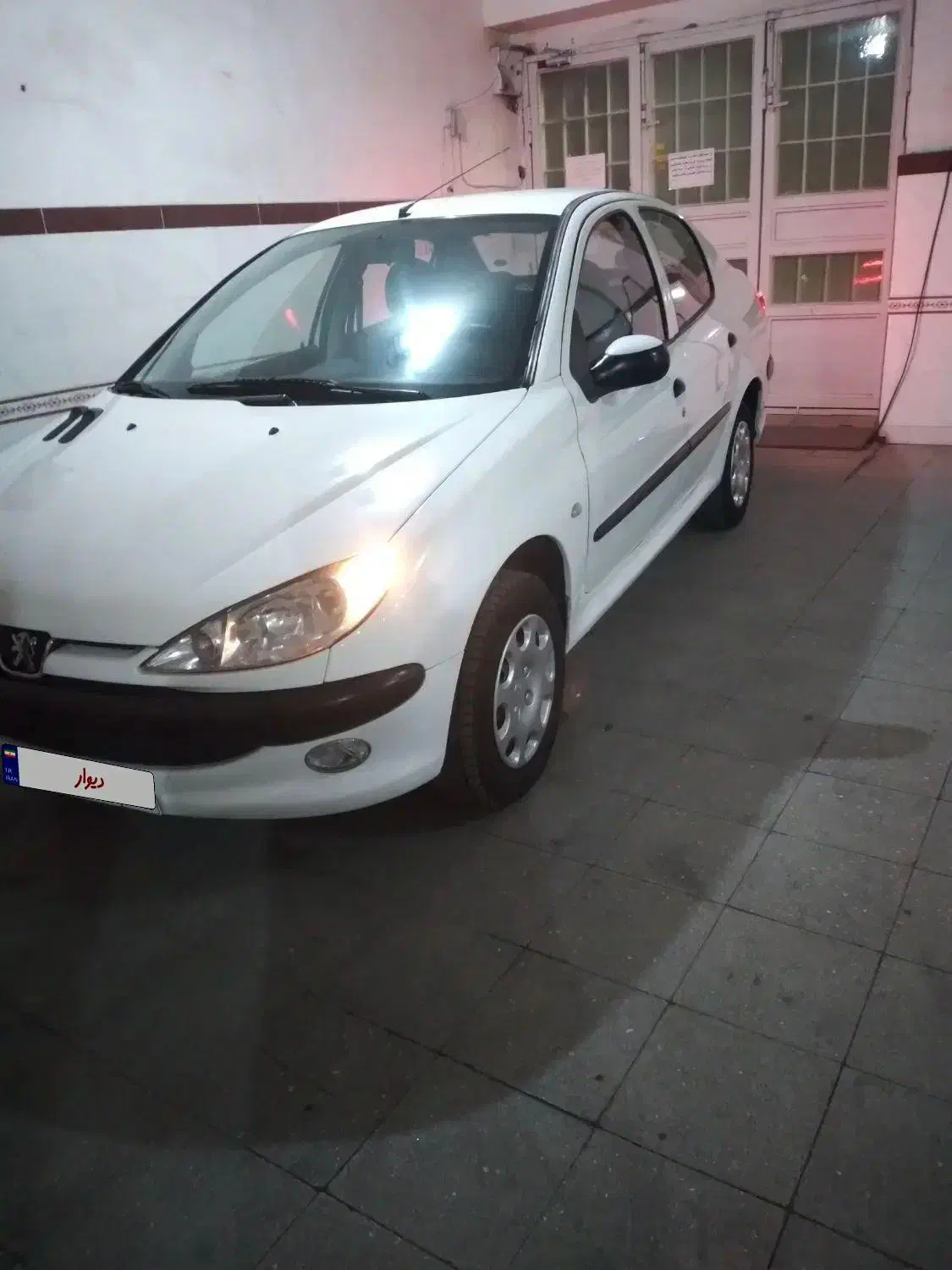 پژو ۲۰۶ صندوق دار v8 - 1388