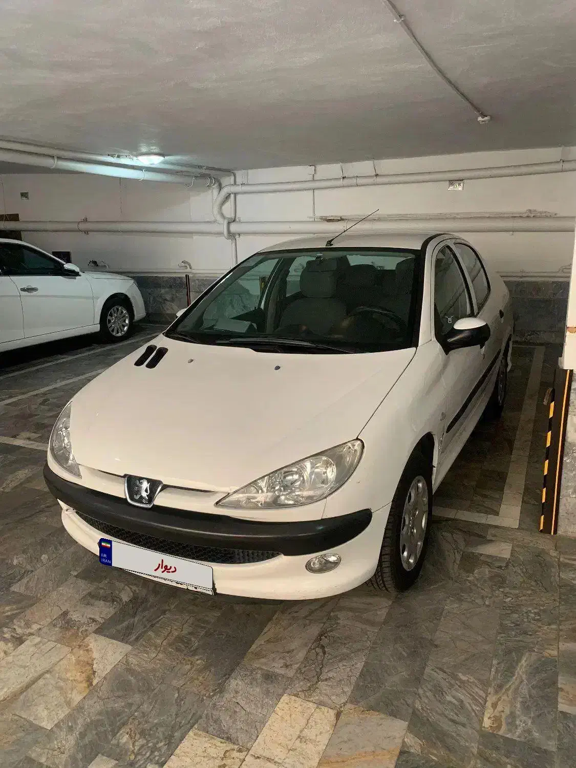پژو ۲۰۶ صندوق دار v8 - 1396