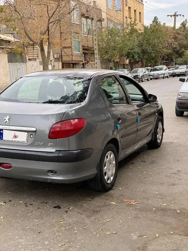 پژو ۲۰۶ صندوق دار v2 - 1387