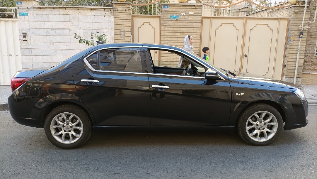 دنا پلاس توربو اتوماتیک - 1401
