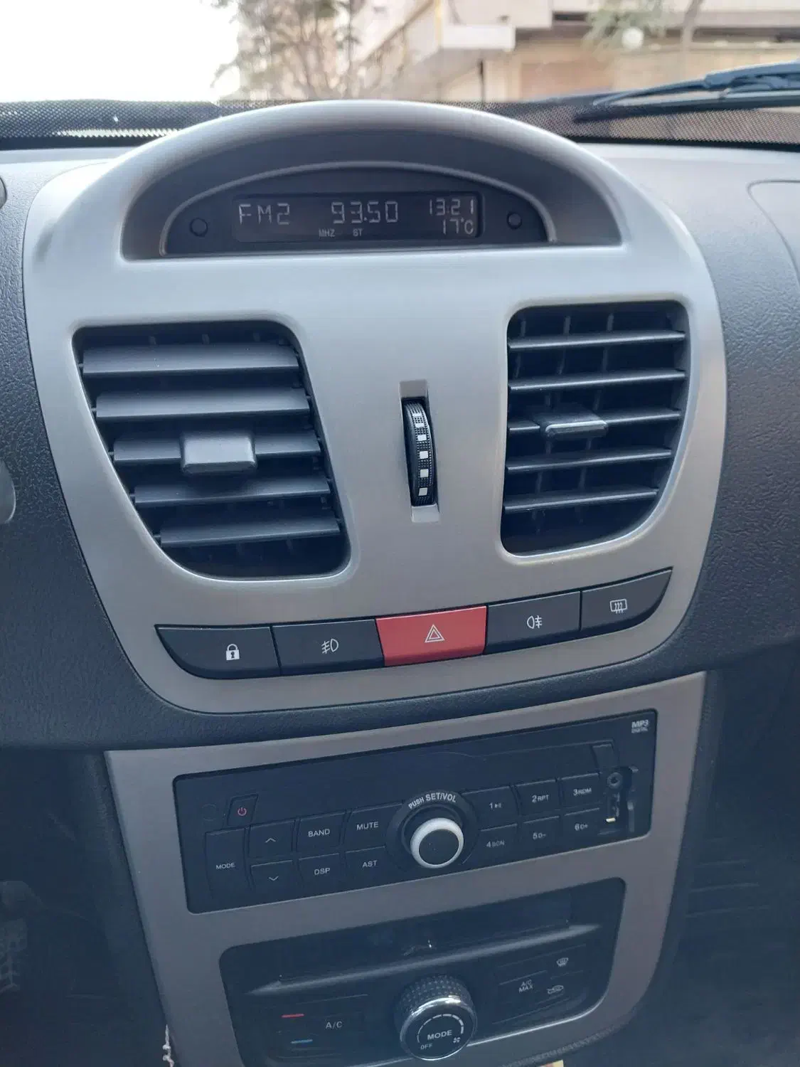 کوییک R دنده‌ای - 1400