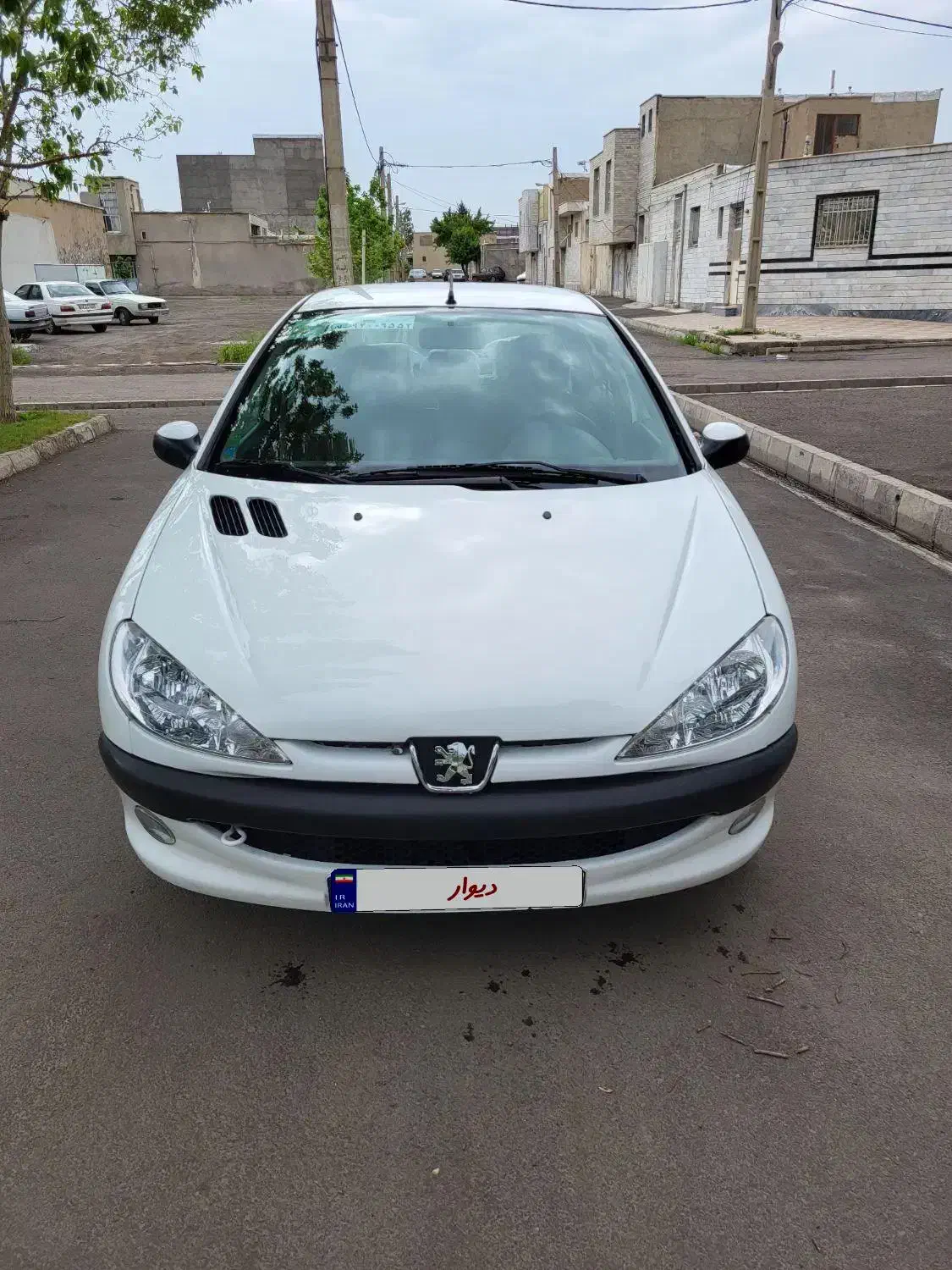 پژو ۲۰۶ صندوق دار v8 - 1390