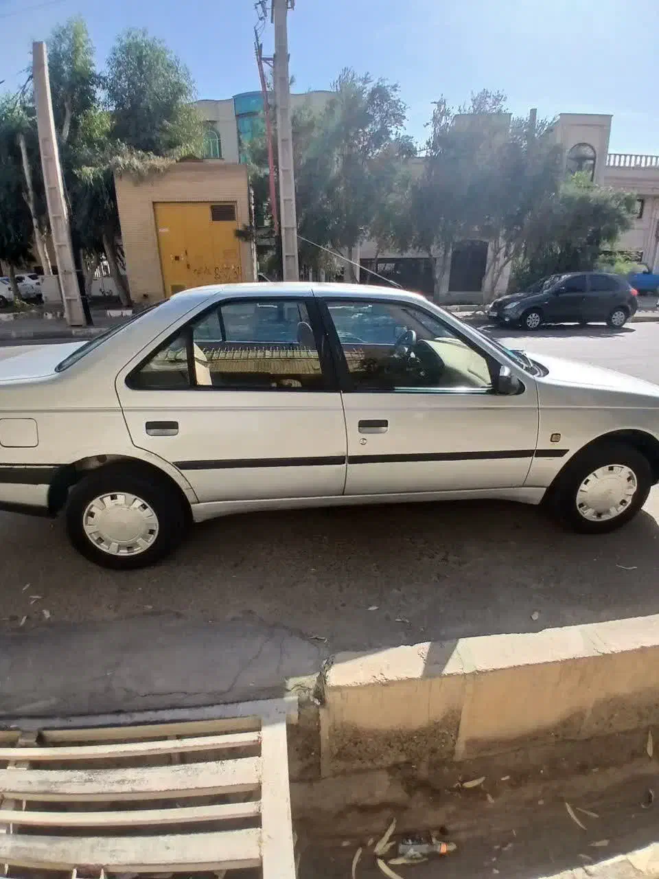 پژو 405 GLX - دوگانه سوز - 1392