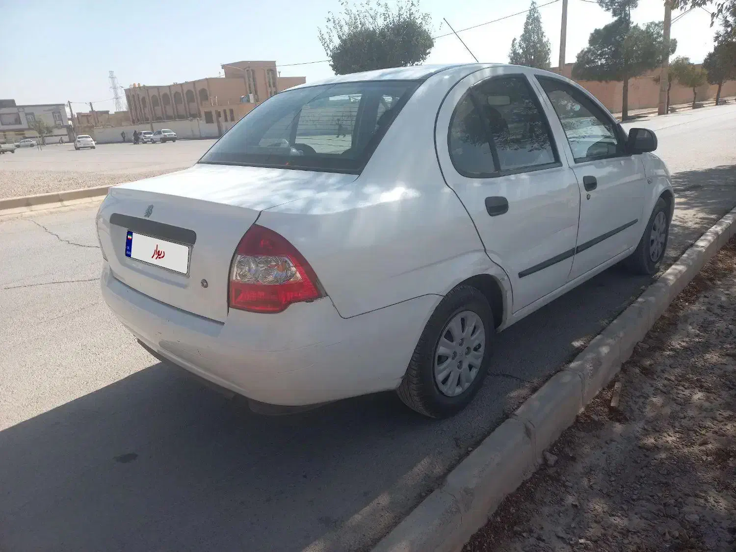 تیبا صندوق دار SX - 1396