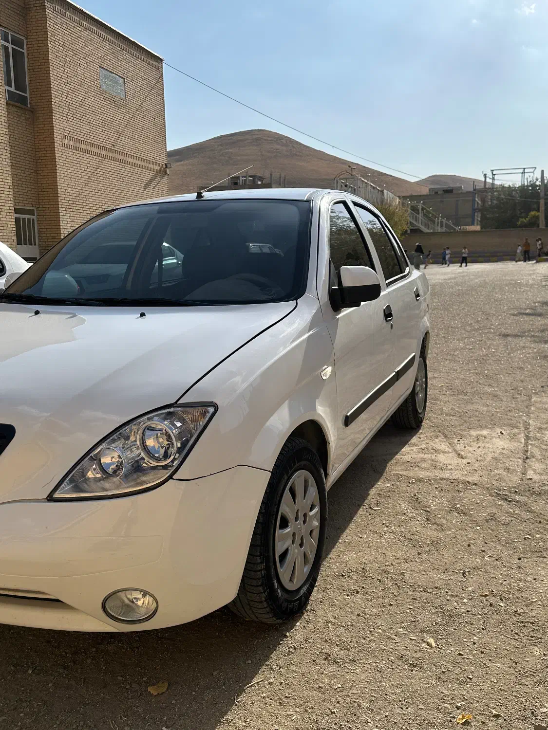تیبا صندوق دار SX - 1393