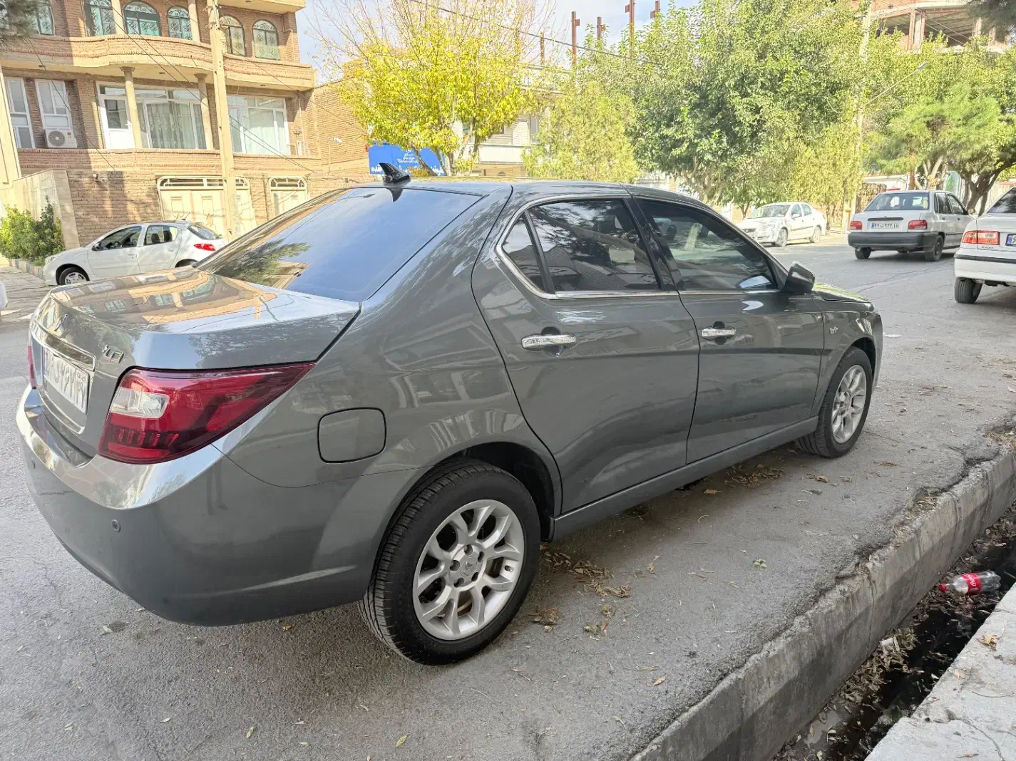 دنا پلاس توربو اتوماتیک - 1402