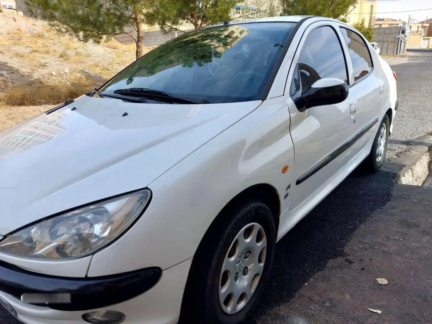 پژو ۲۰۶ صندوق دار v8 - 1395