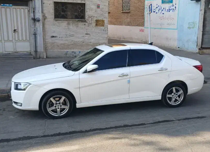 دنا پلاس توربو 6 دنده - 1401