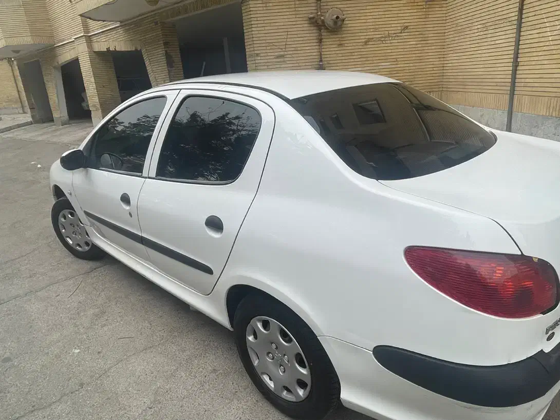 پژو ۲۰۶ صندوق دار v20 - 1391