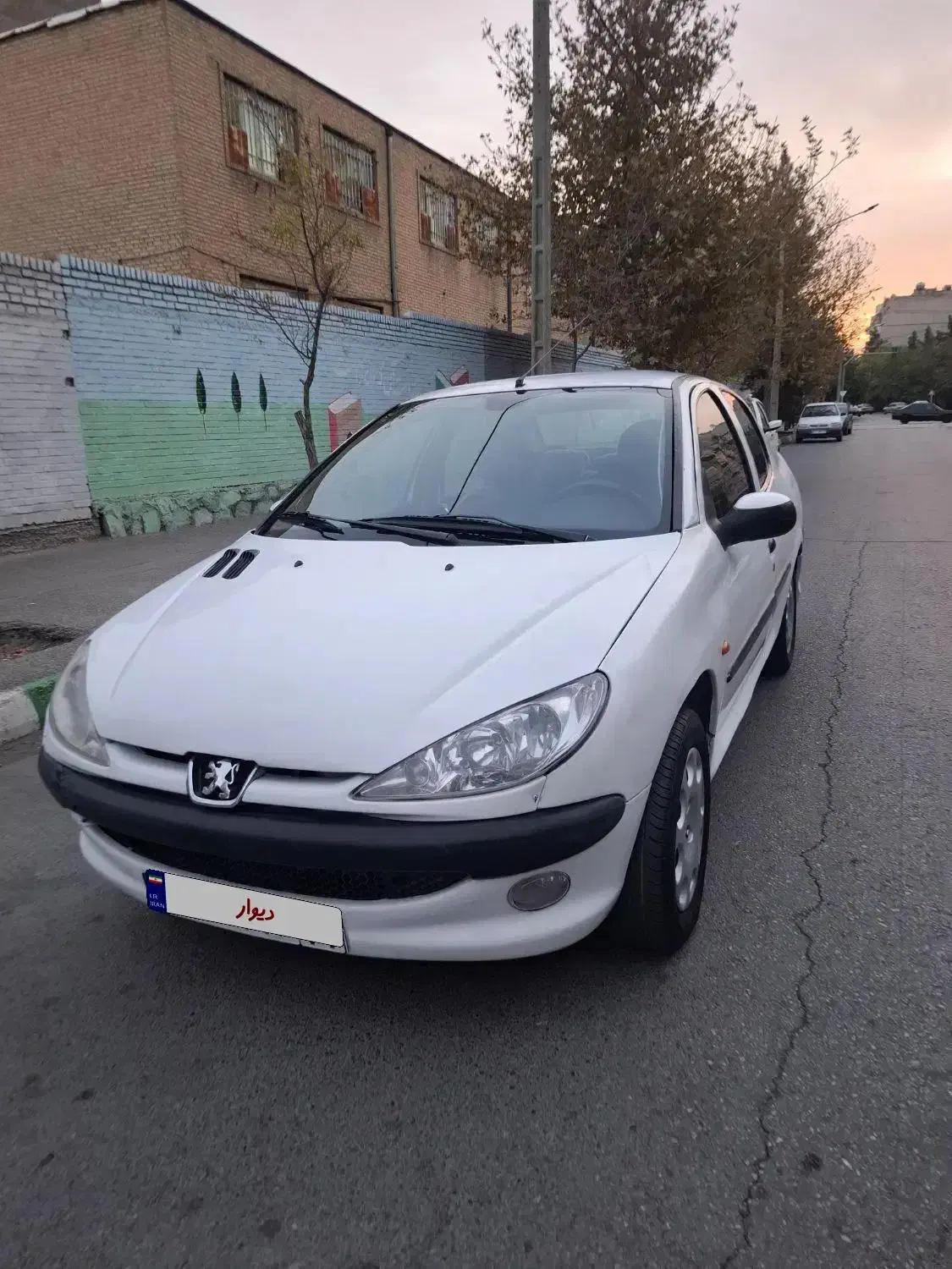 پژو ۲۰۶ صندوق دار v8 - 1387