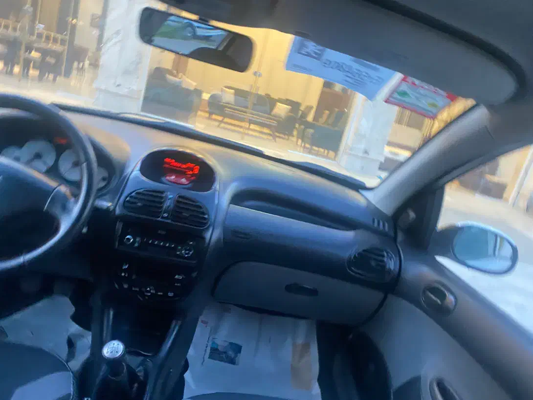 پژو ۲۰۶ صندوق دار v8 - 1396