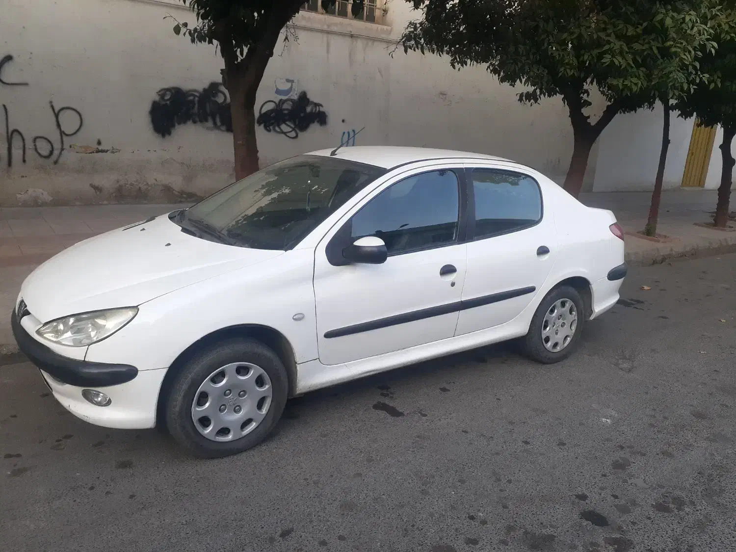 پژو ۲۰۶ صندوق دار v8 - 1390