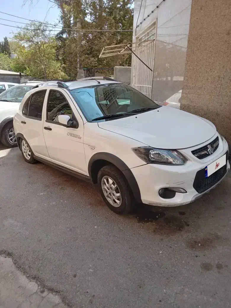 خودرو کوییک، معمولی آگهی ann_20860498