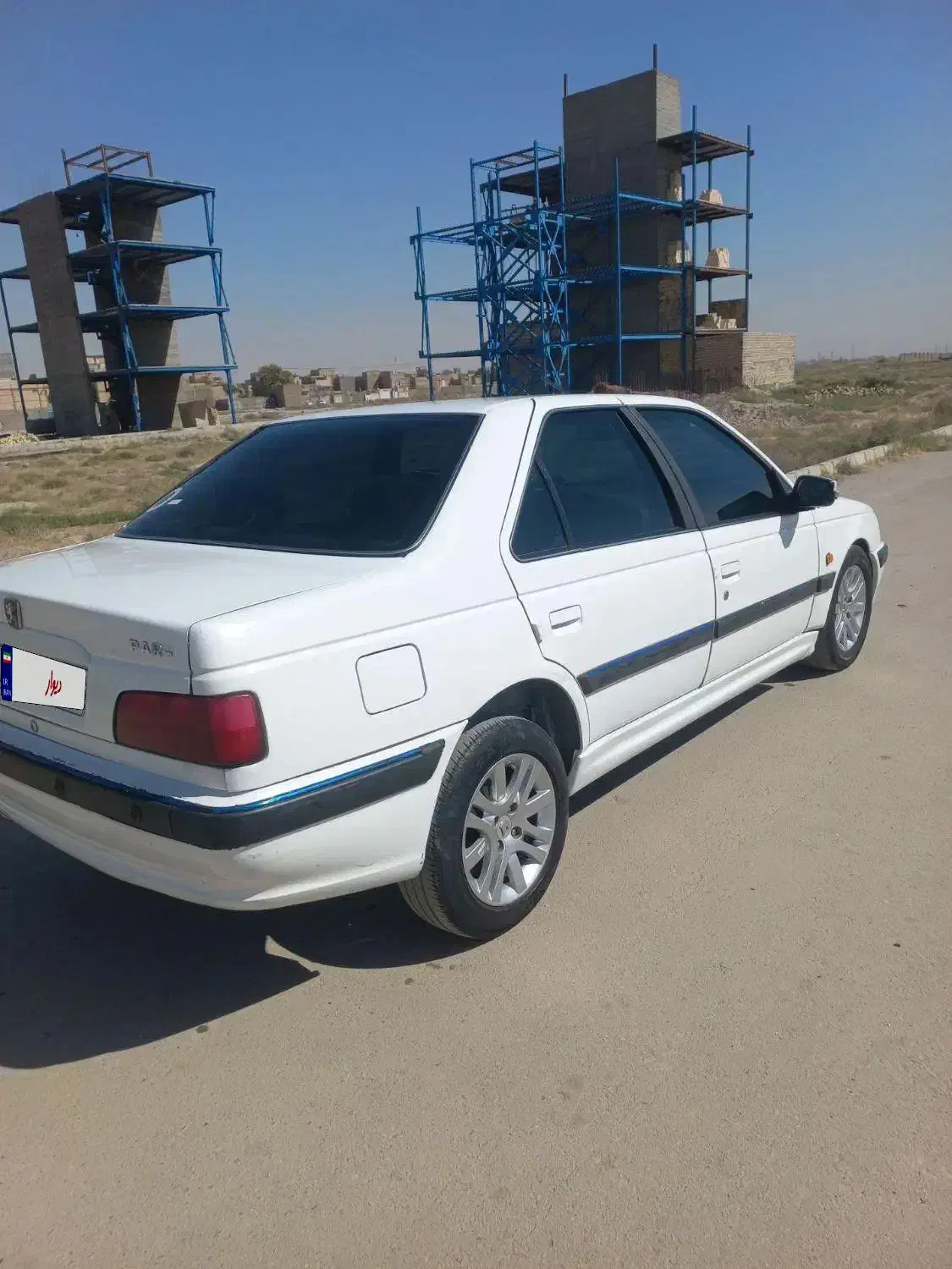 پژو پارس سال - 1392