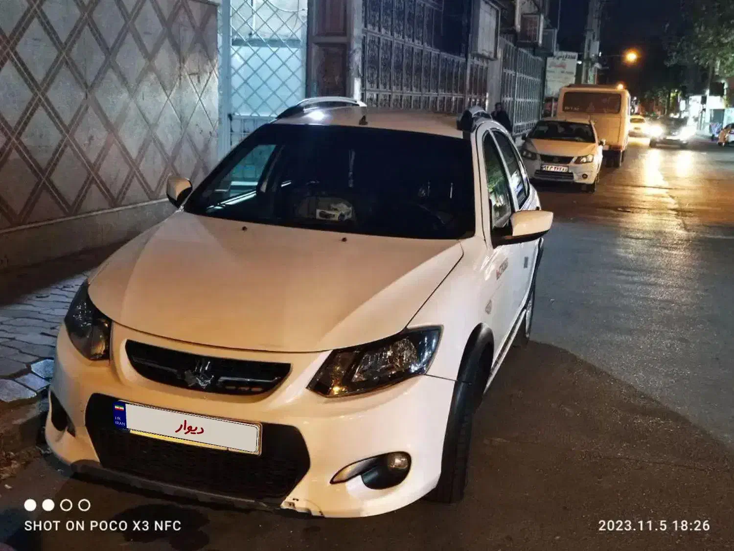 خودرو کوییک، معمولی آگهی ann_20860568