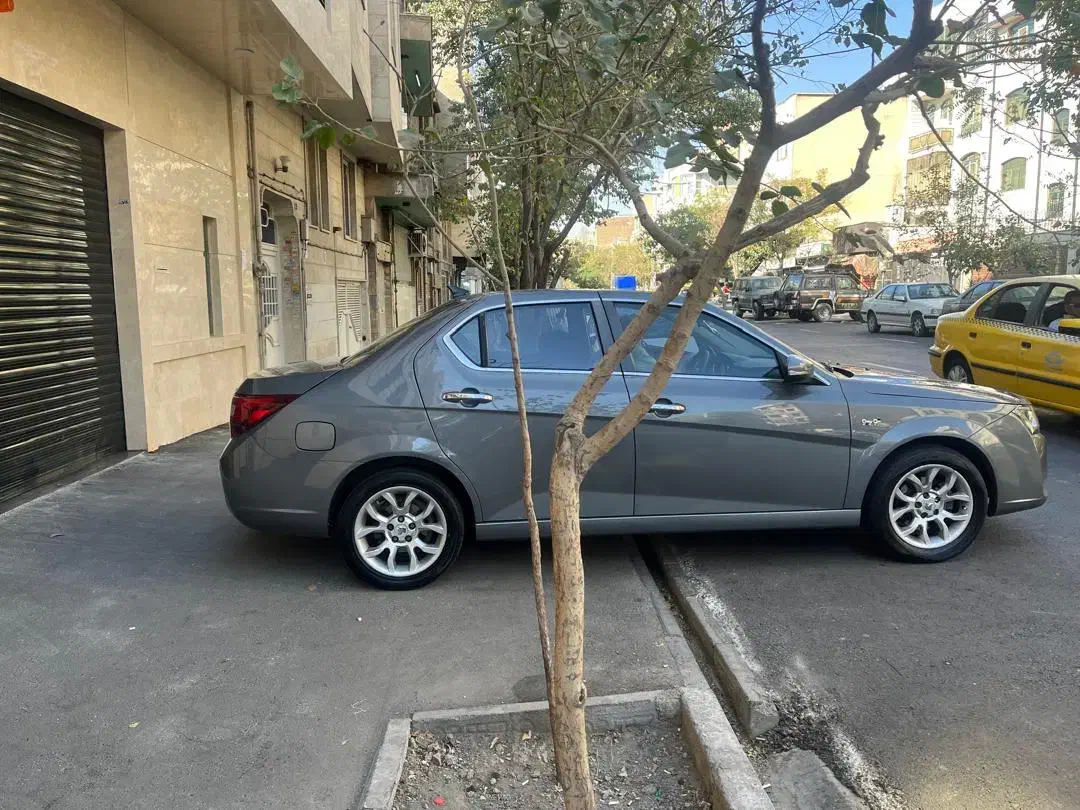 دنا پلاس توربو اتوماتیک - 1400