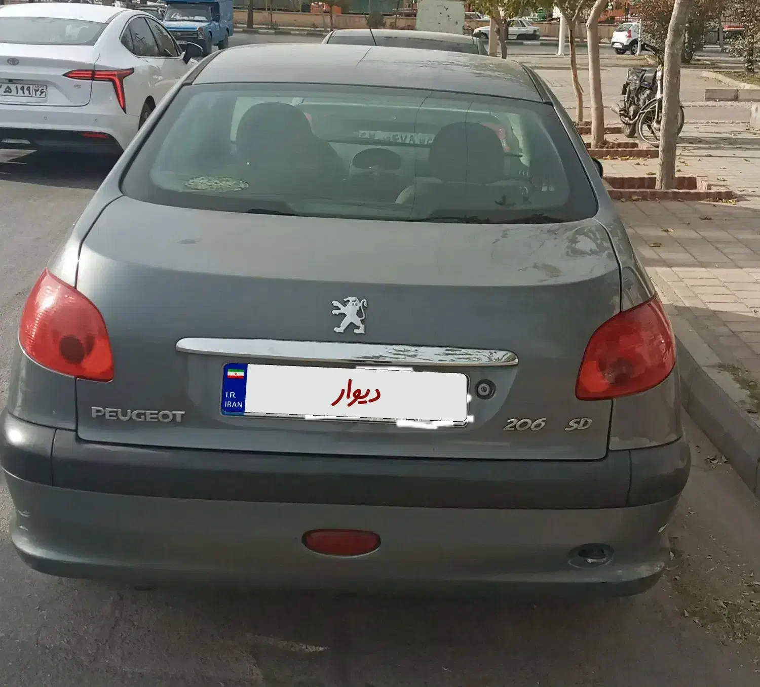 پژو ۲۰۶ صندوق دار v8 - 1394