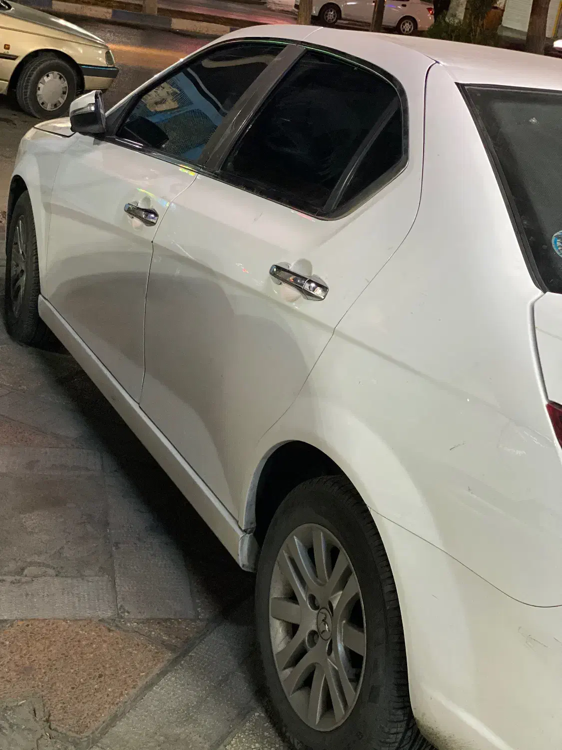 دنا پلاس ۶ دنده EF7p - 1400