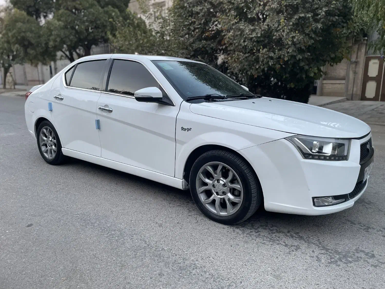 دنا پلاس توربو اتوماتیک - 1400