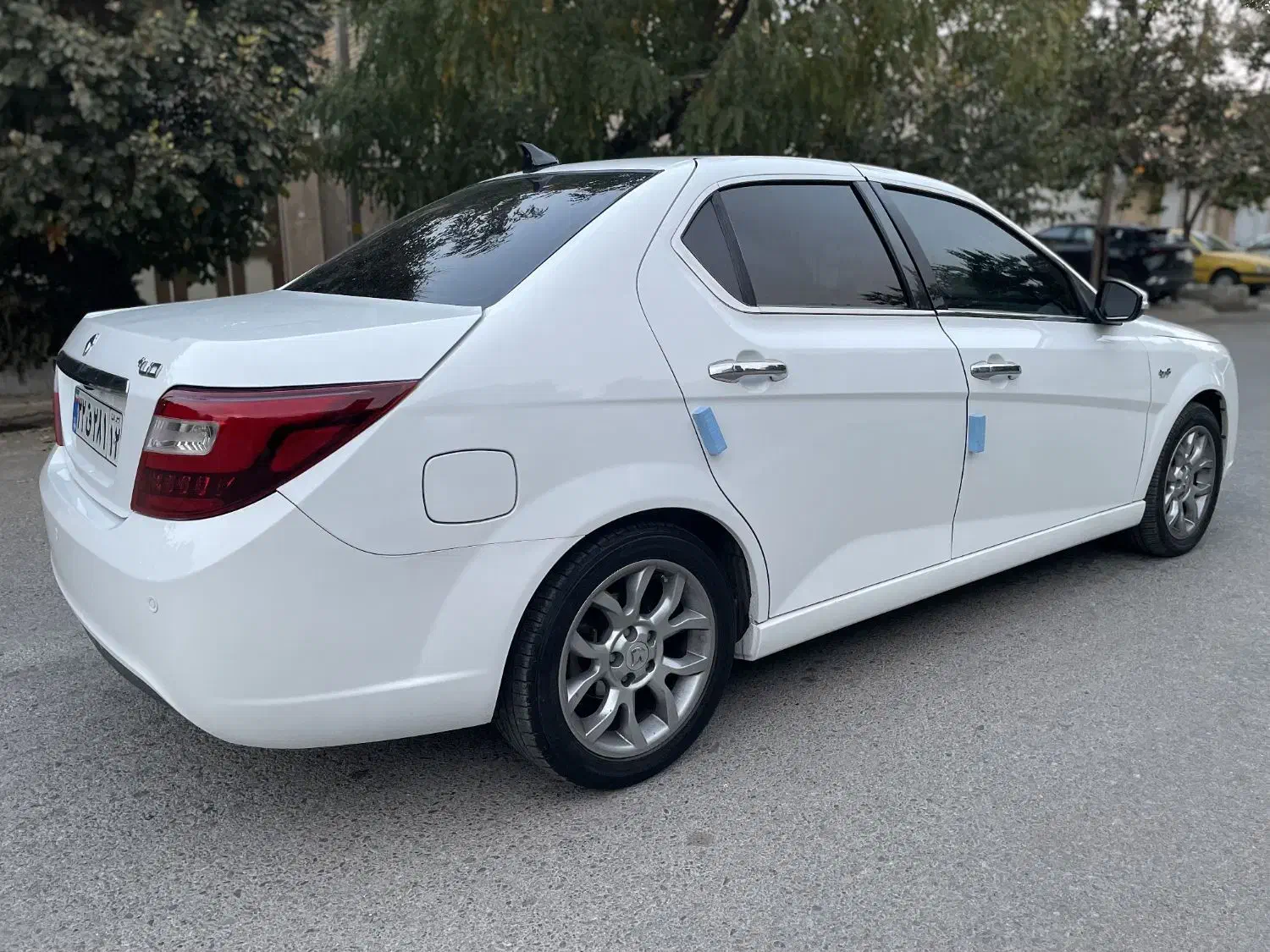 دنا پلاس توربو اتوماتیک - 1400