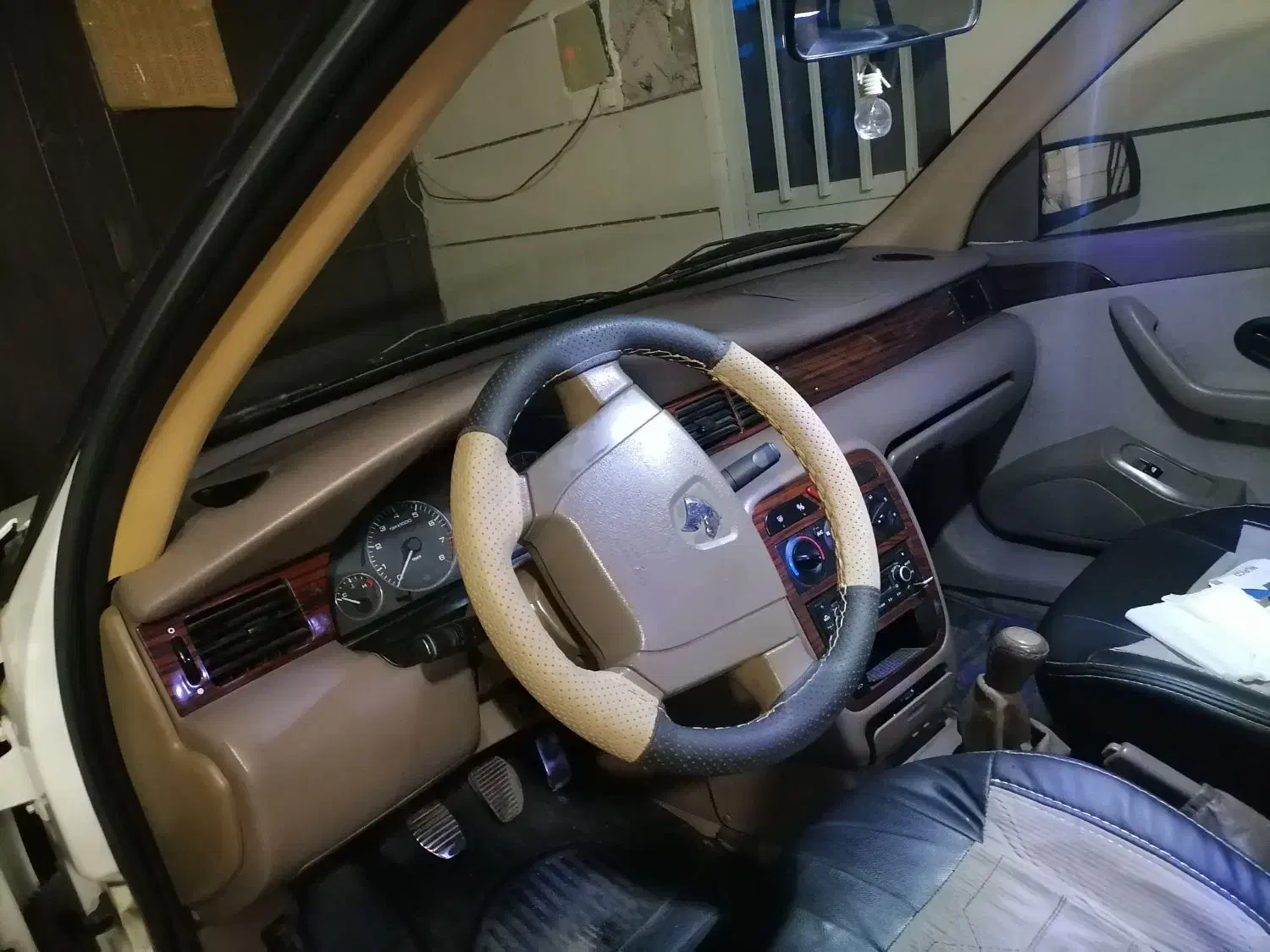سمند LX XU7 - 1395