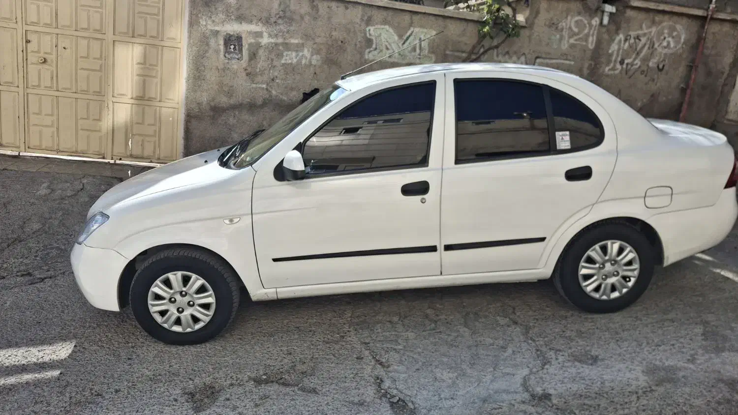 تیبا صندوق دار SX - 1399