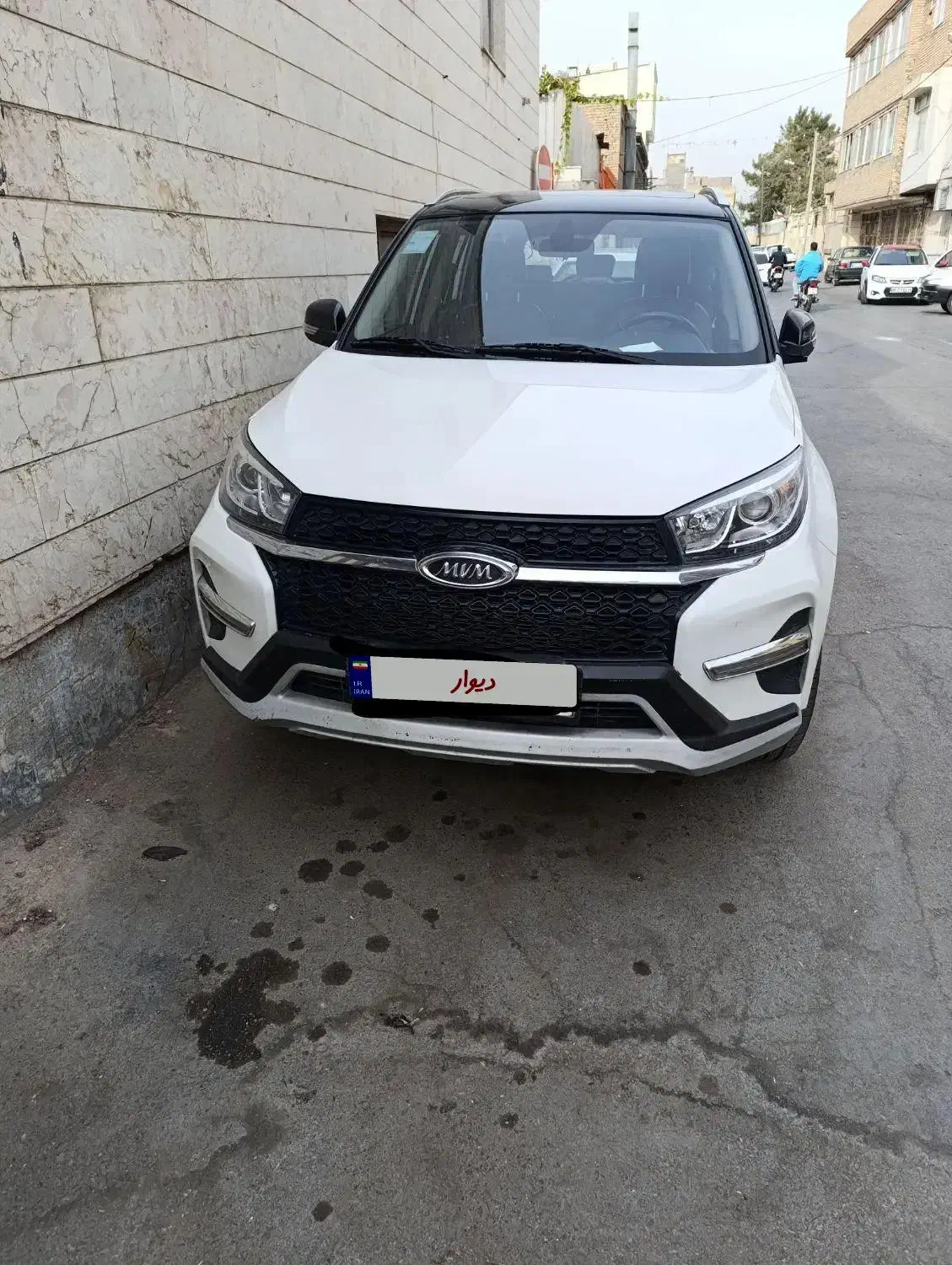 خودرو ام وی ام، X33 آگهی ann_20861952