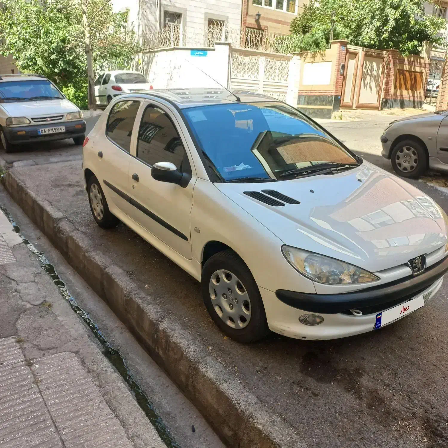پژو 206 تیپ 2 - 1395