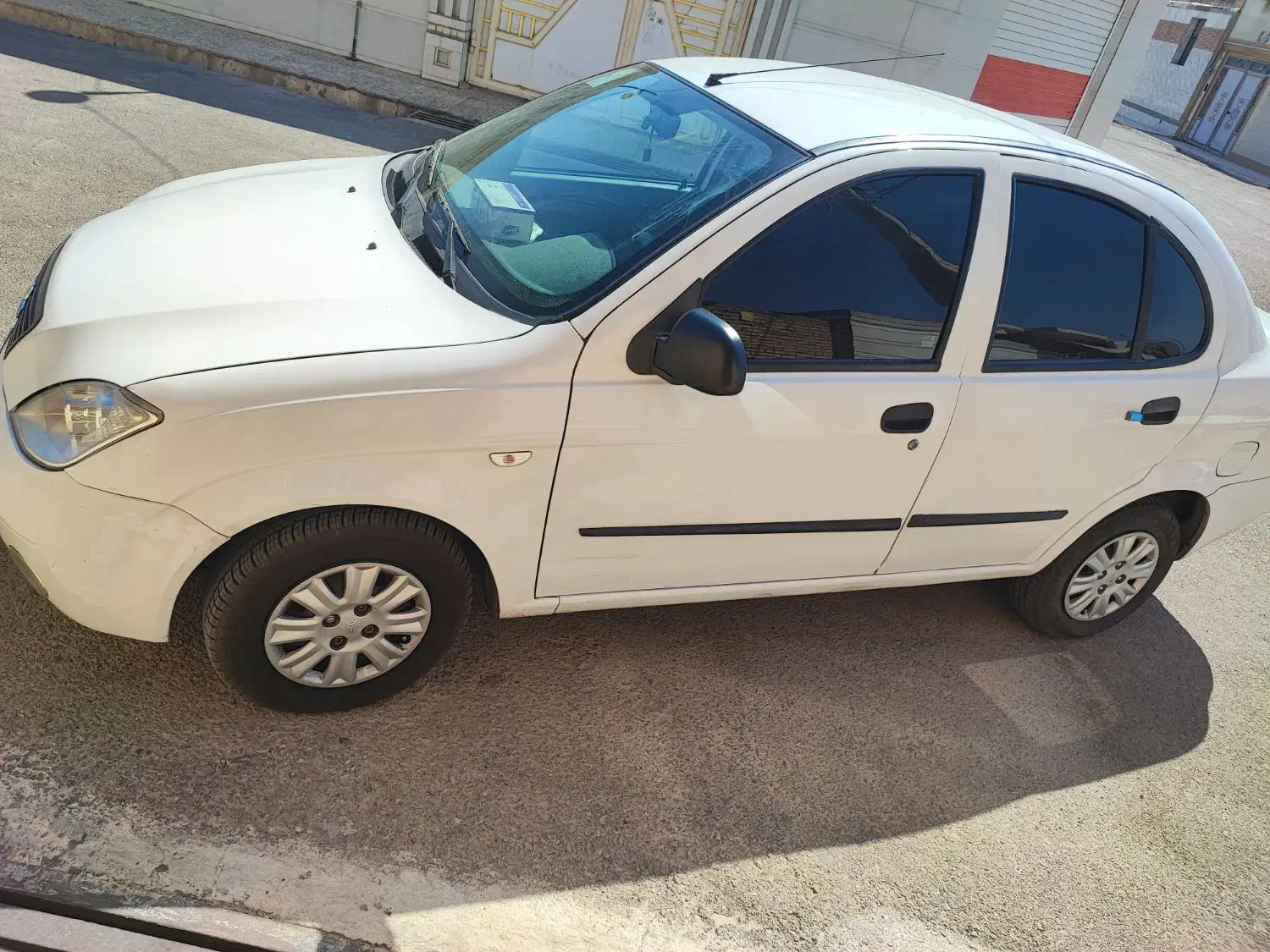تیبا صندوق دار SX - 1400