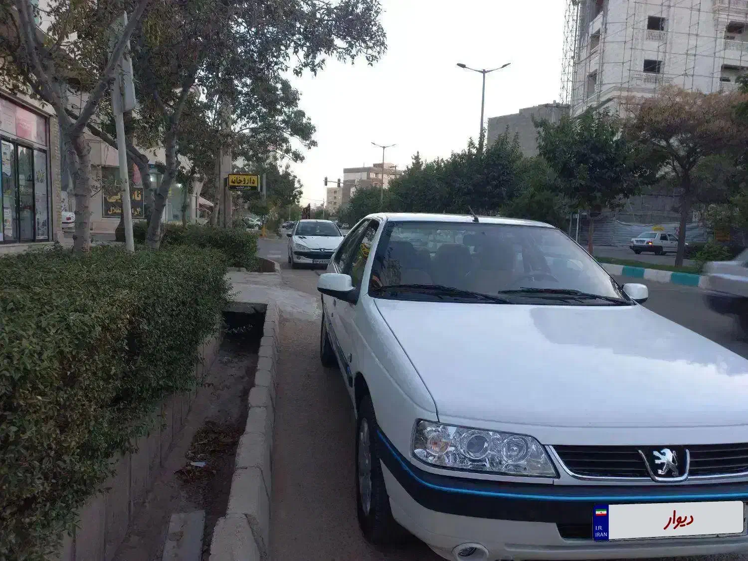 پژو 405 SLX بنزینی TU5 - 1396