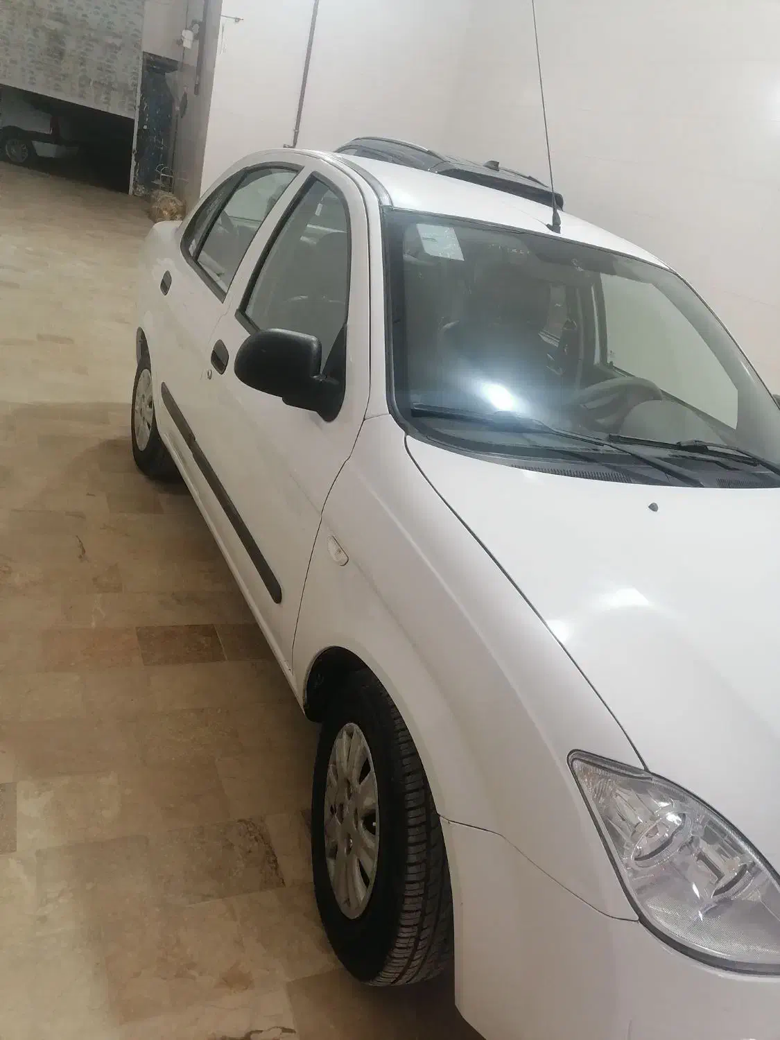 تیبا صندوق دار SL - 1394