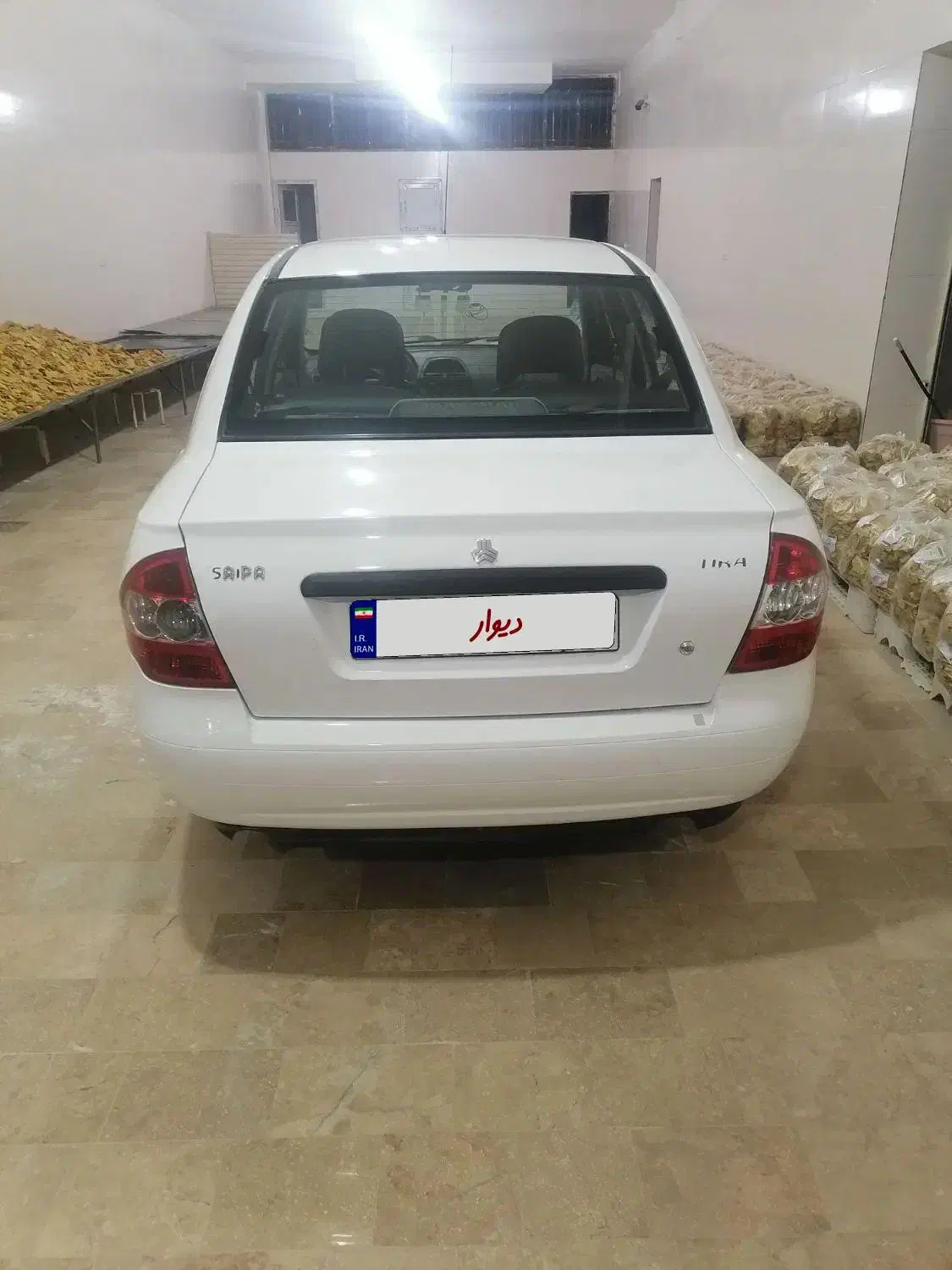 تیبا صندوق دار SL - 1394