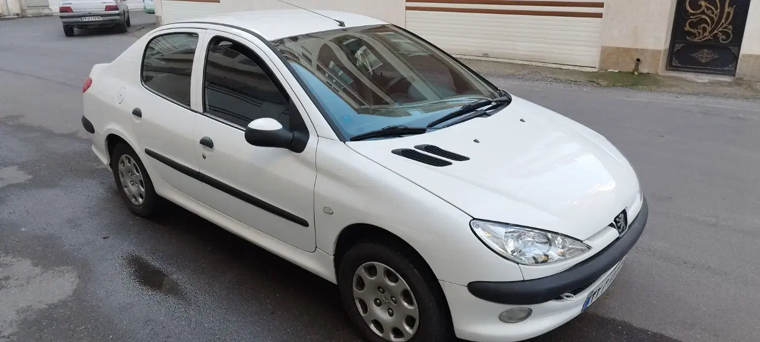پژو ۲۰۶ صندوق دار v8 - 1398