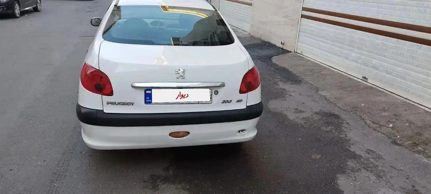 پژو ۲۰۶ صندوق دار v8 - 1398