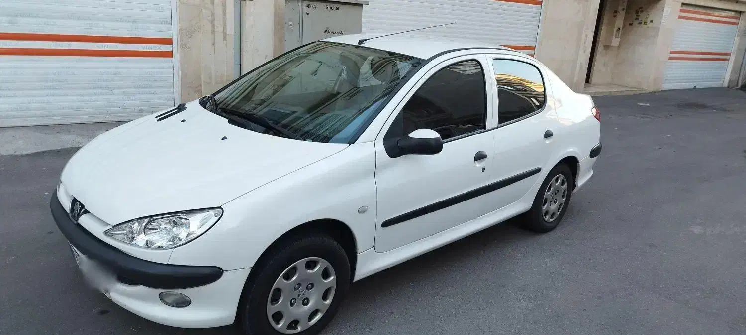 پژو ۲۰۶ صندوق دار v8 - 1398