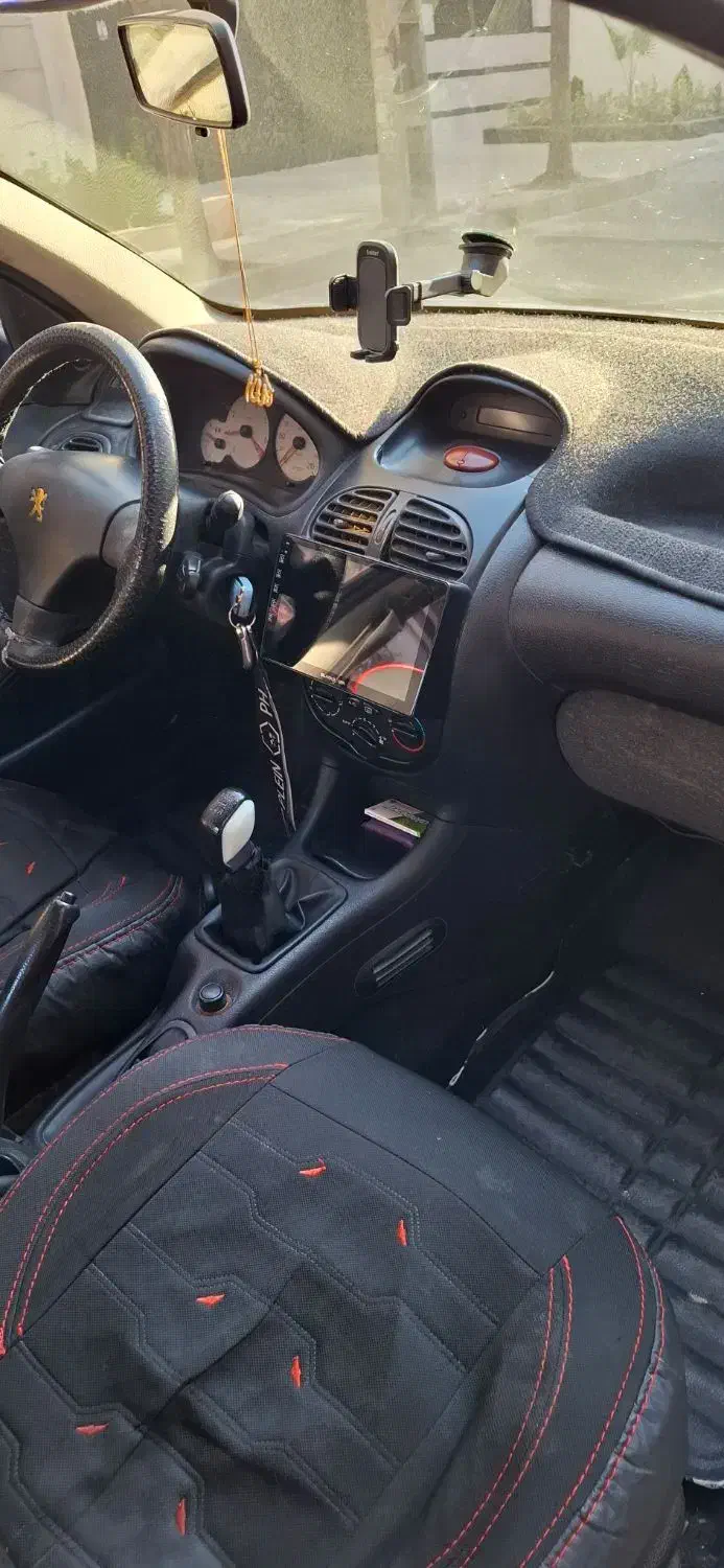 پژو ۲۰۶ صندوق دار v8 - 1390