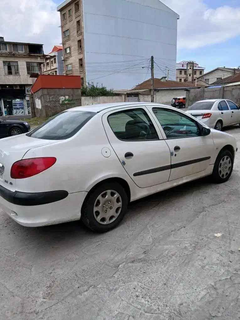 پژو ۲۰۶ صندوق دار v8 - 1395