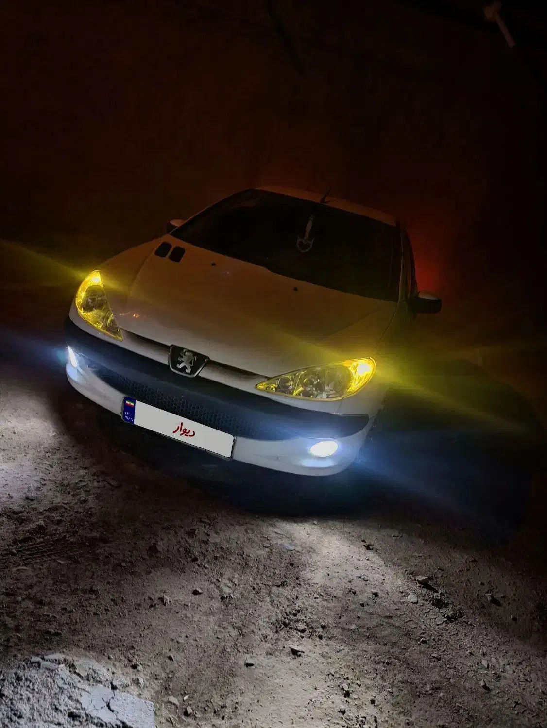 پژو ۲۰۶ صندوق دار v8 - 1395