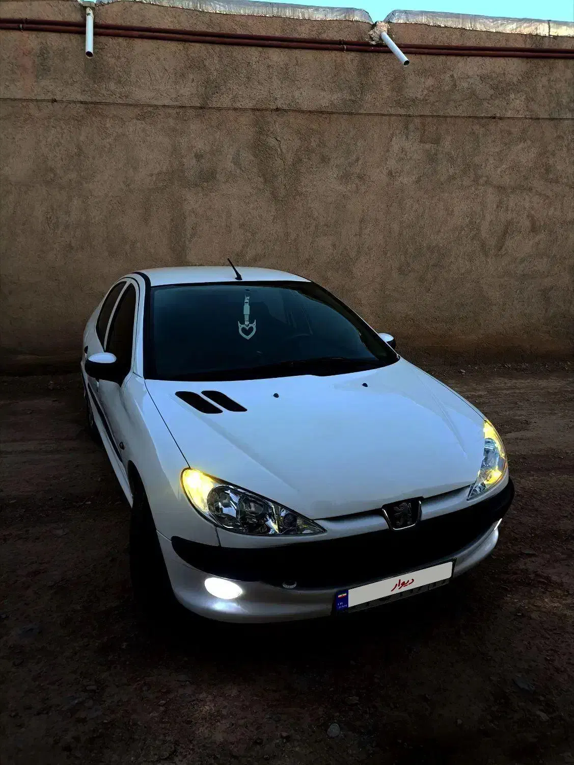پژو ۲۰۶ صندوق دار v8 - 1395