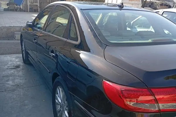 هیوندای آزرا (گرنجور) 3300cc - 2011