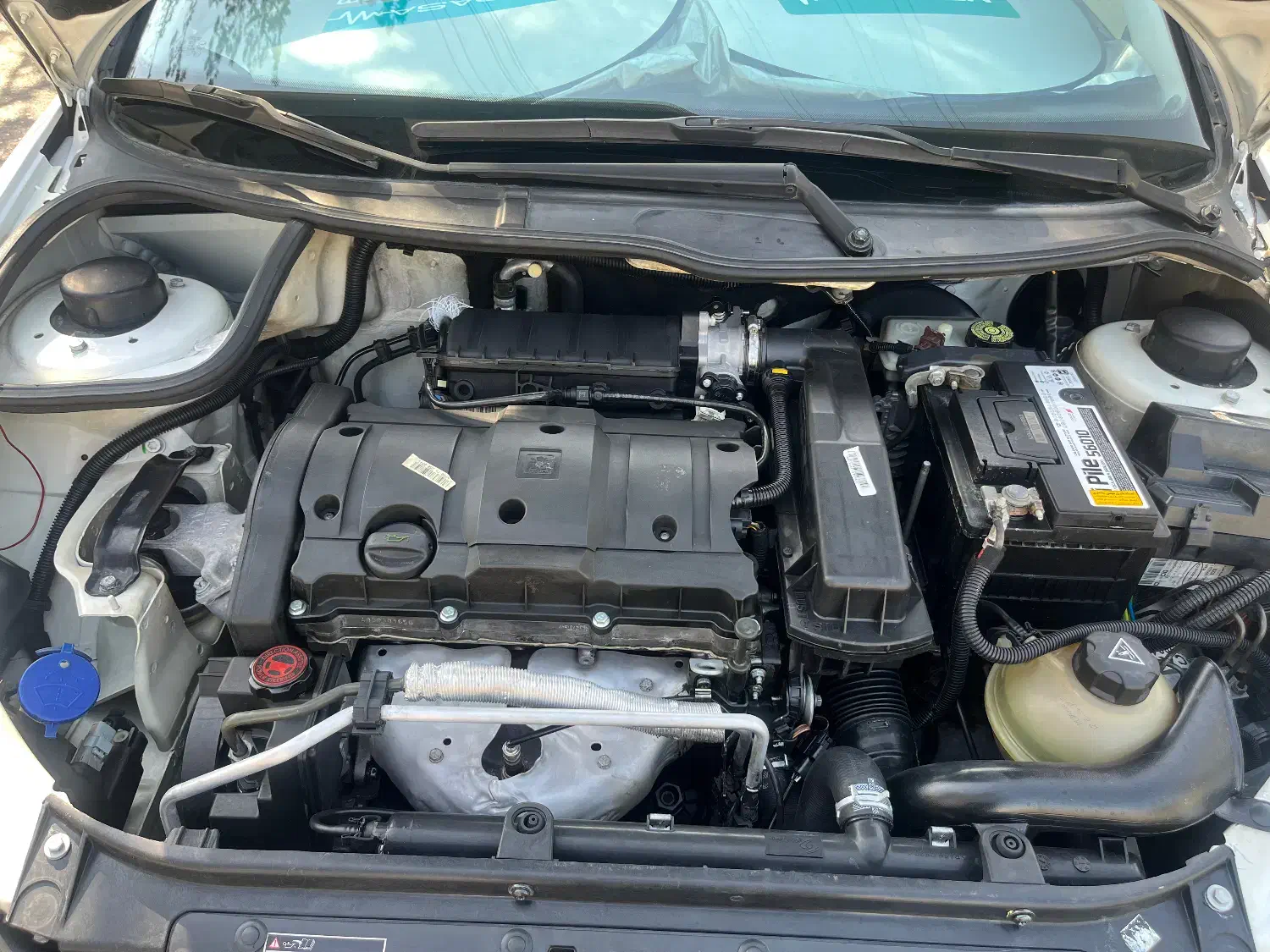 پژو ۲۰۶ صندوق دار v8 - 1393