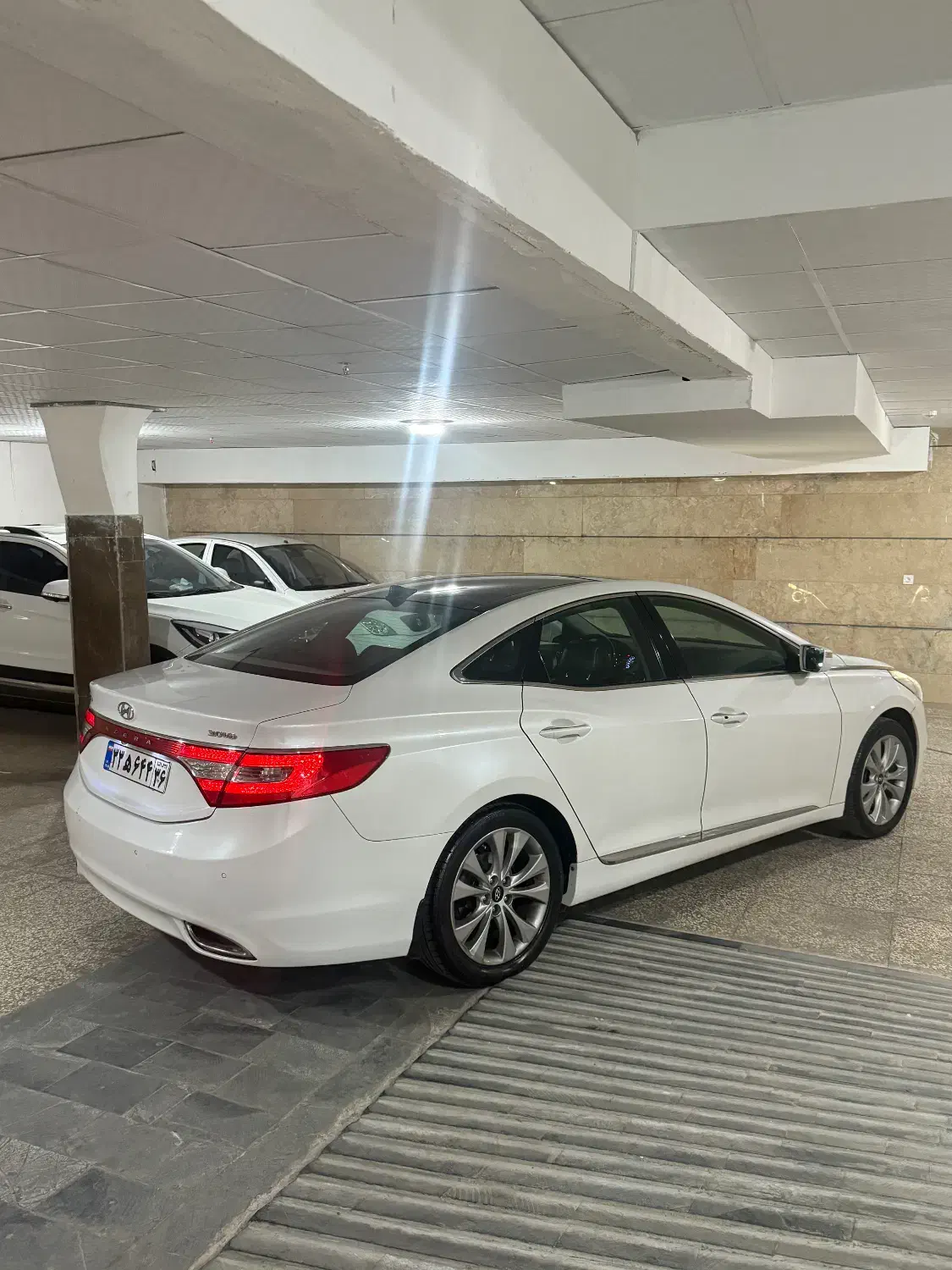 هیوندای آزرا (گرنجور) 3000cc - 2012