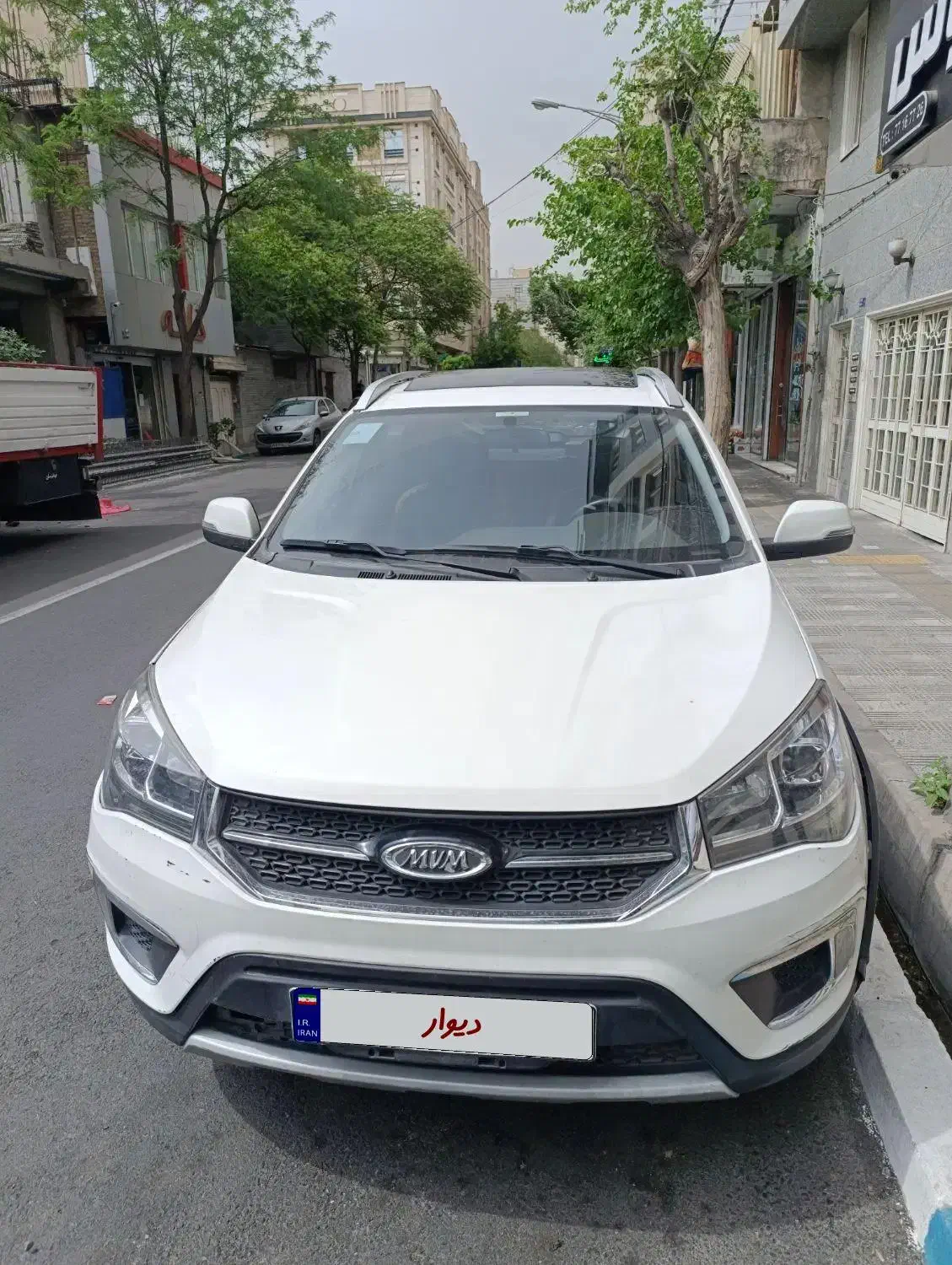 خودرو ام وی ام، X22 آگهی ann_20863610
