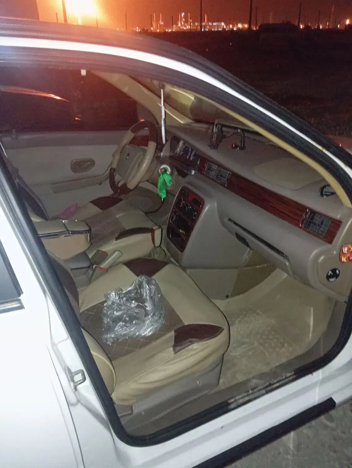 سمند LX XU7 - 1396