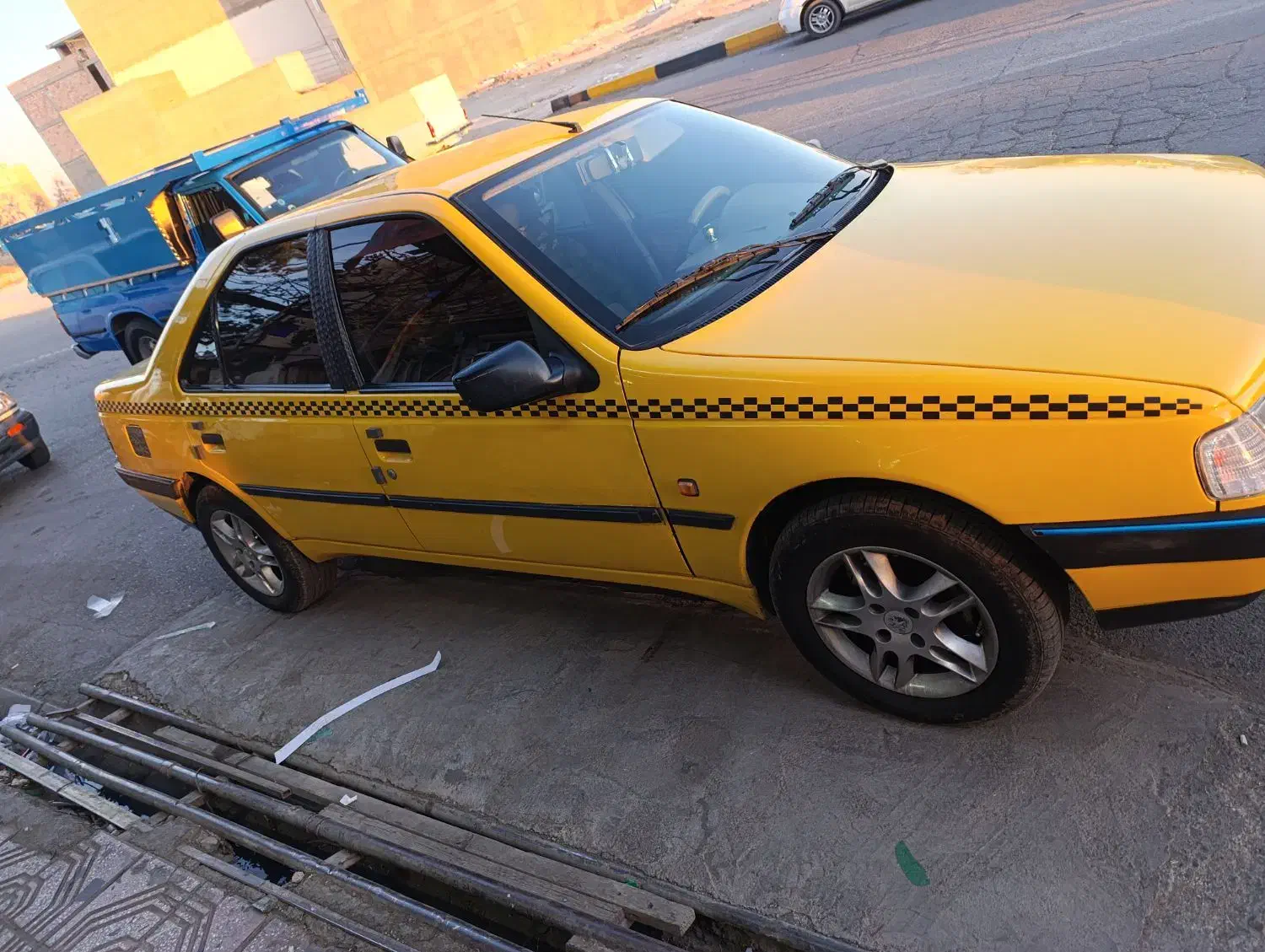 پژو 405 GLX - دوگانه سوز - 1396