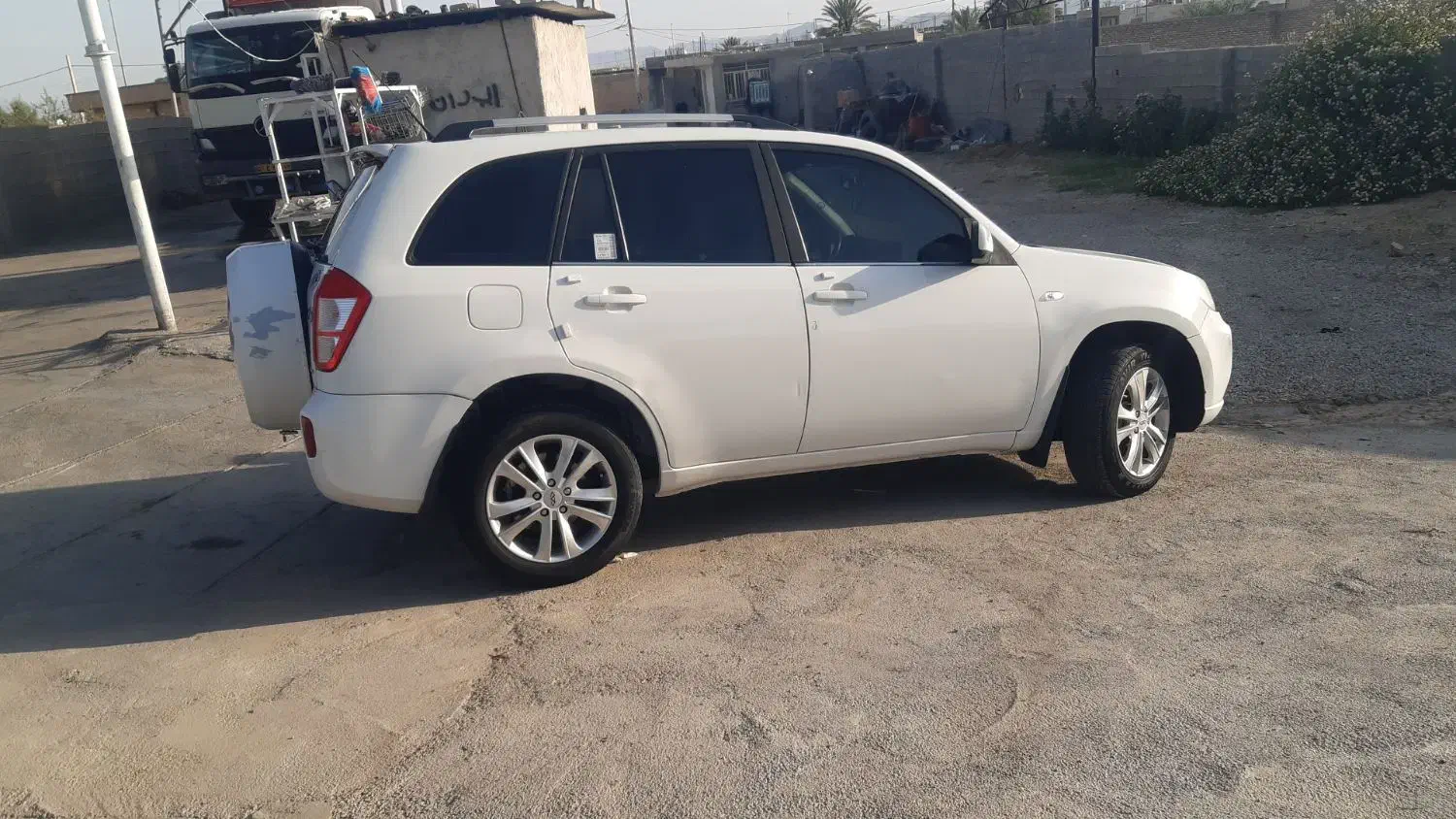 خودرو ام وی ام، X33 آگهی ann_20863926